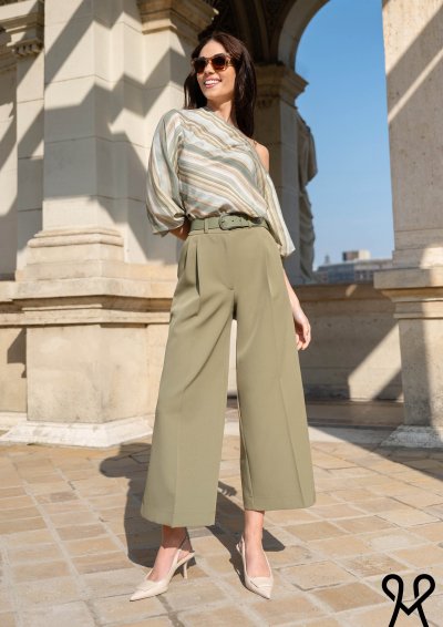 Csíkos félvállas bő ujjú felső – Magenta Árkád nyári kollekció