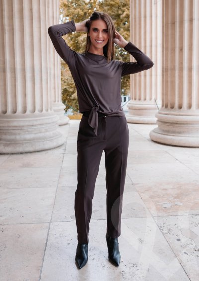 Magenta Árkád Barna színű bő felső megkötővel 