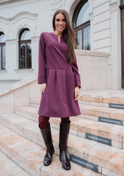 Magenta Árkád lila színű ruha 