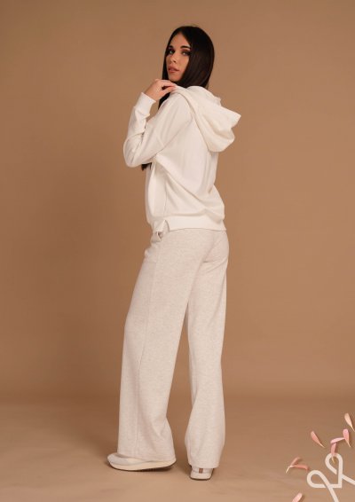 Fehér női sportos melegítő felső kapucnival – Magenta Árkád