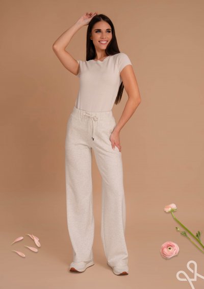 Alakot követő rövid ujjú pulóver női – Magenta Árkád