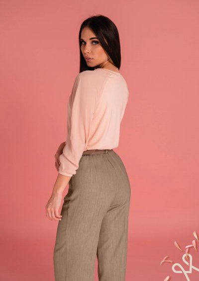 Púder rózsaszín női felső kerek nyakkal – Magenta Árkád