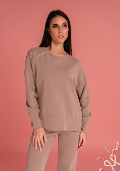 Fangó női enyhén bő felső cipzárral – Magenta Árkád