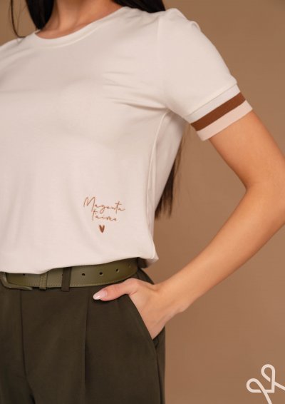 Fehér női viszkóz póló filmnyomással – Magenta Árkád