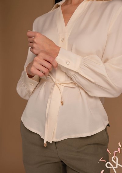 Vaj színű muszlin hatású női ing – Magenta Árkád