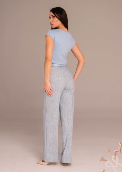 Kék ujjatlan női felső márkajelzéssel – Magenta Árkád