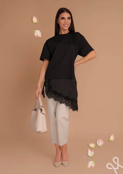 Fekete bő fazonú felső csipkés-szatén aljjal - Magenta Árkád