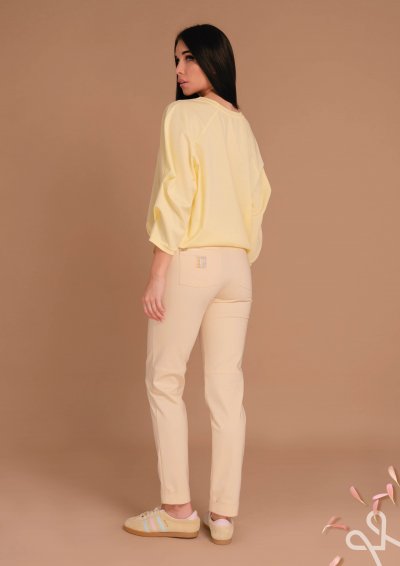 Vaj színű szűkülő női vászon nadrág – Magenta Árkád