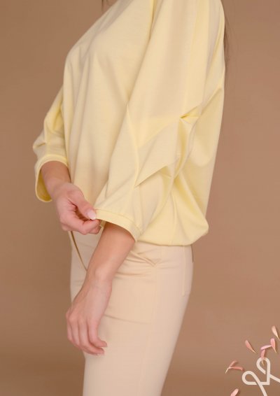 Sárga női felső hajtott ujjal – Magenta Árkád