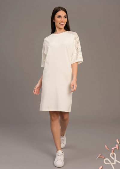 Elasztikus térdig érő női ruha hálós díszítéssel – Magenta Árkád