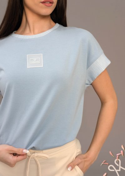 Kék viszkóz női felső bordás részletekkel – Magenta Árkád