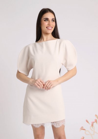 Csipkés alkalmi ruha